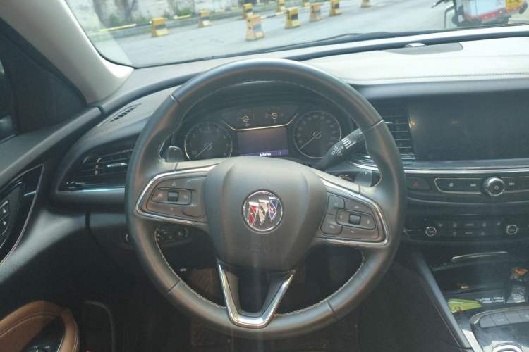 Used Buick Regal 2023 652T Smart Enjoyment Version Steering Wheel