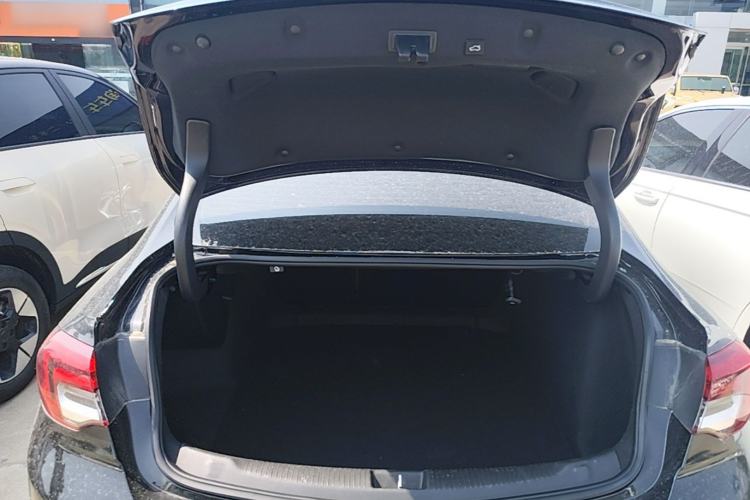 Used Buick Regal 2023 552T Smart Enjoyment Version Trunk