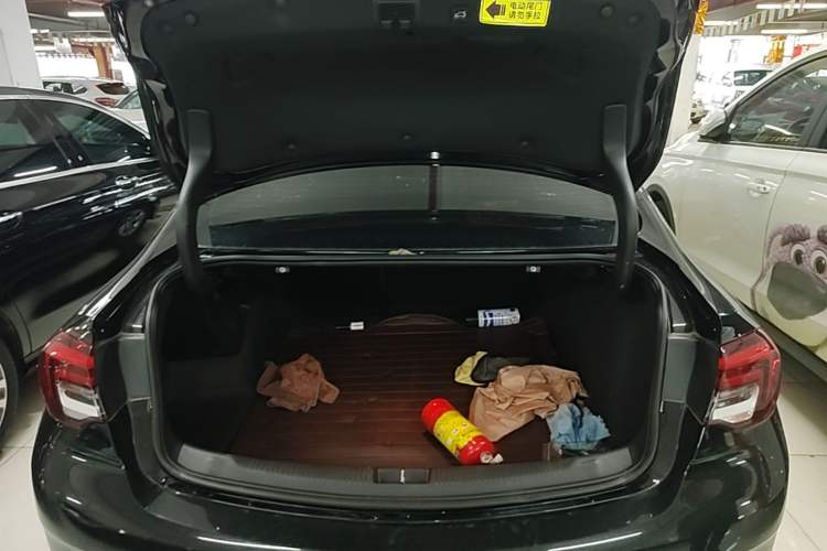 Used Buick Regal 2023 552T Smart Enjoyment Version Trunk