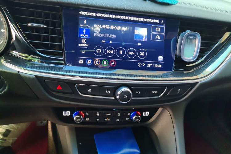 Used Buick Regal 2023 GS Prestige Model Audio And AC Panel