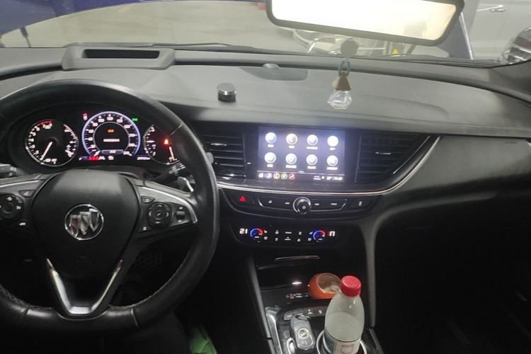 Used Buick Regal 2023 GS Prestige Model Center Console