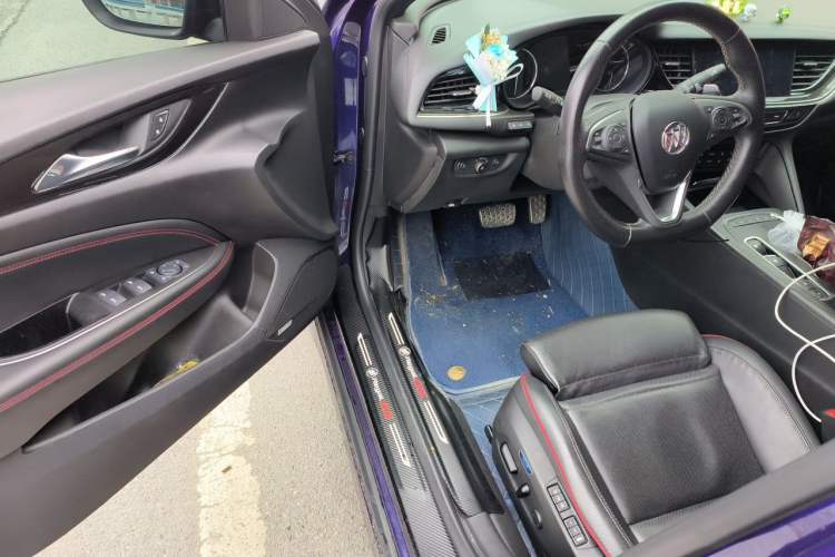 Used Buick Regal 2023 GS Prestige Model Driver Seat