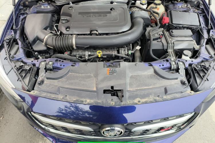 Used Buick Regal 2023 GS Prestige Model Engine Bay