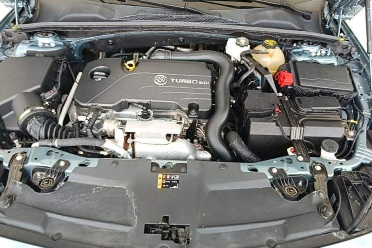 Used Buick Regal 2023 552T Smart Enjoyment Version Engine Bay