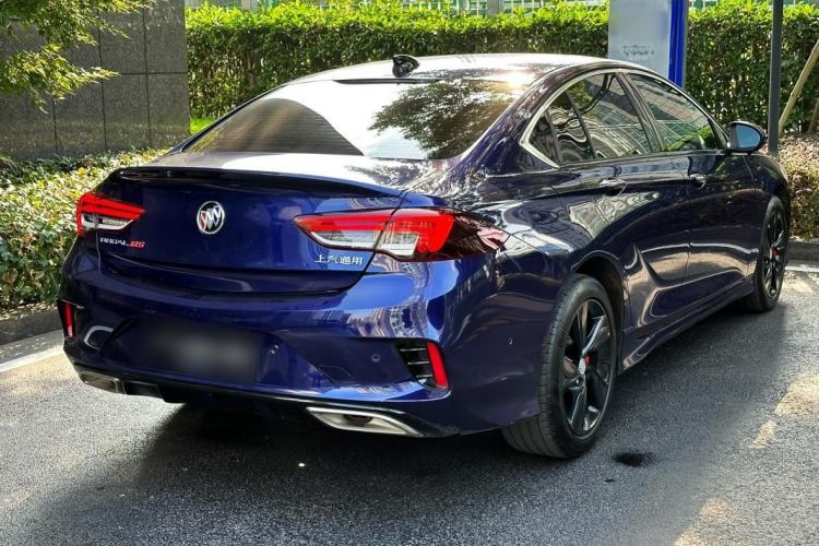 Used Buick Regal 2023 GS Prestige Model Exterior 9