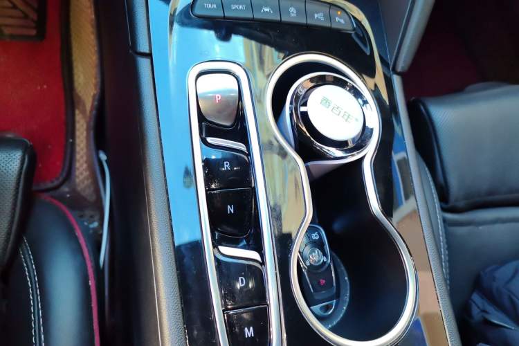Used Buick Regal 2023 GS Prestige Model Gear Lever