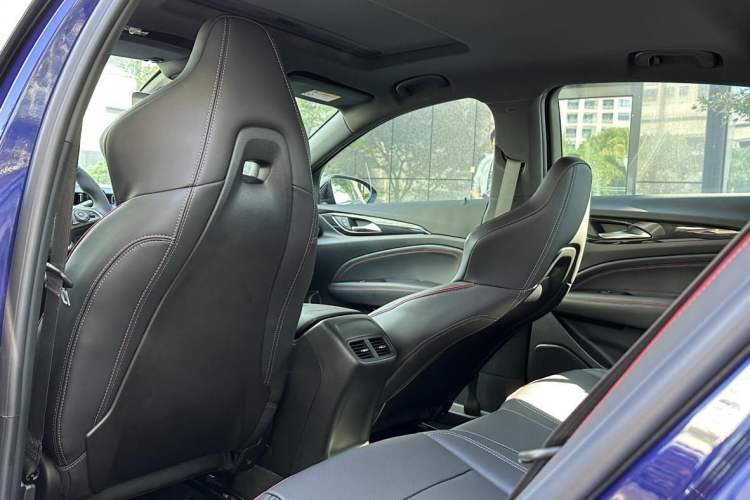 Used Buick Regal 2023 GS Prestige Model Interior 2