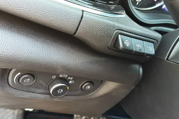 Used Buick Regal 2023 GS Prestige Model Interior 5