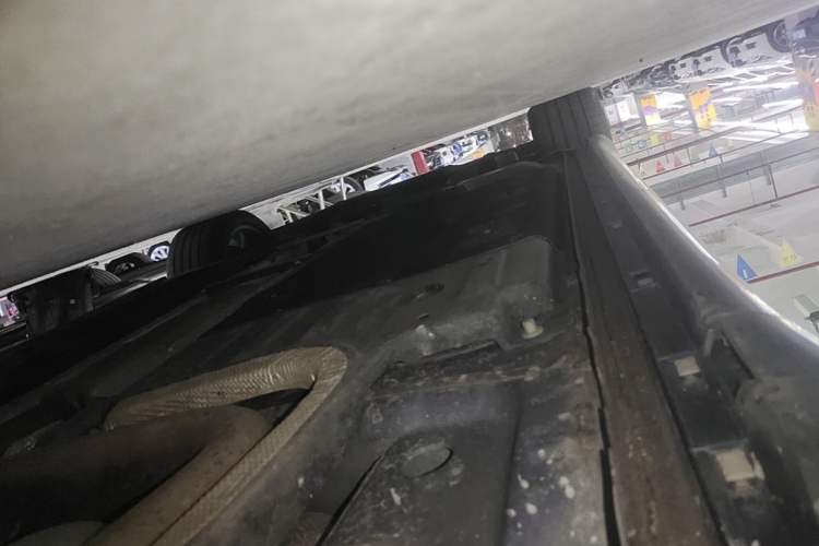 Used Buick Regal 2023 GS Prestige Model Left Side Sill