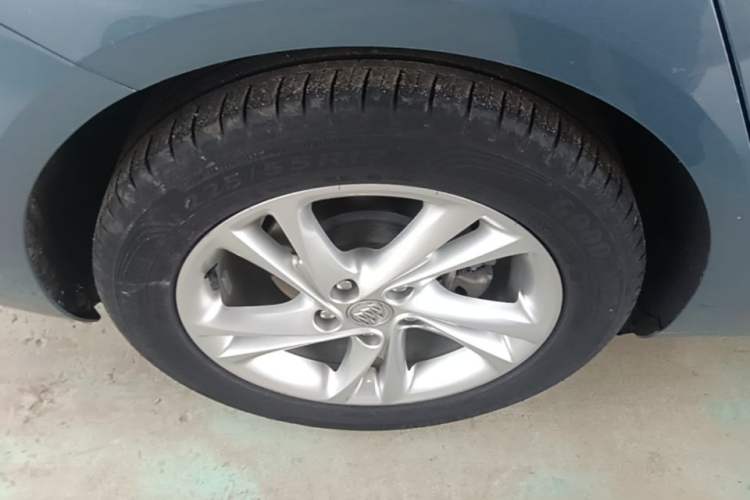 Used Buick Regal 2023 552T Smart Enjoyment Version Right Rear Wheel Hub