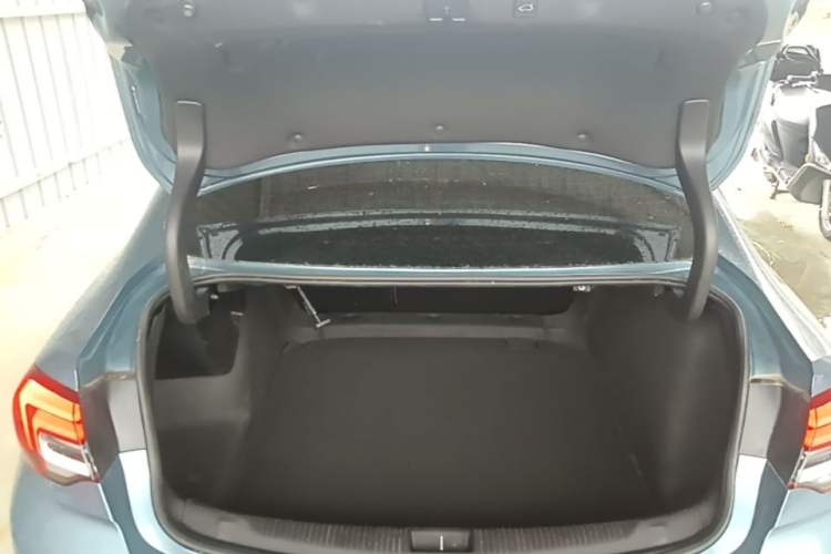 Used Buick Regal 2023 552T Smart Enjoyment Version Trunk
