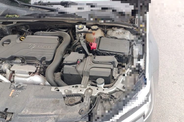 Used Buick Regal 2023 552T Smart Enjoyment Version Engine Bay Left