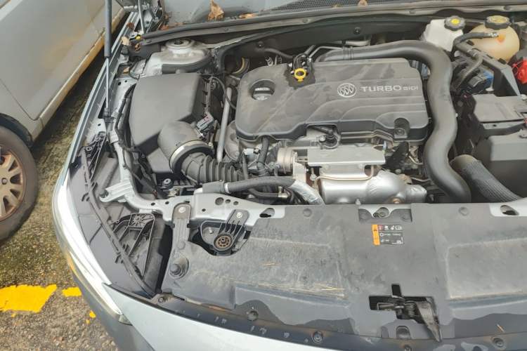 Used Buick Regal 2023 552T Smart Enjoyment Version Engine Bay Right