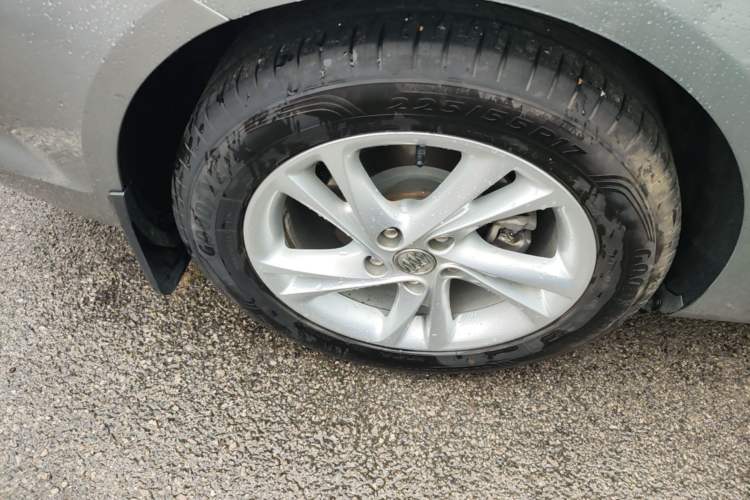 Used Buick Regal 2023 552T Smart Enjoyment Version Right Rear Wheel Hub