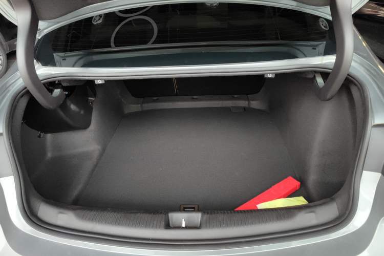 Used Buick Regal 2023 552T Smart Enjoyment Version Trunk