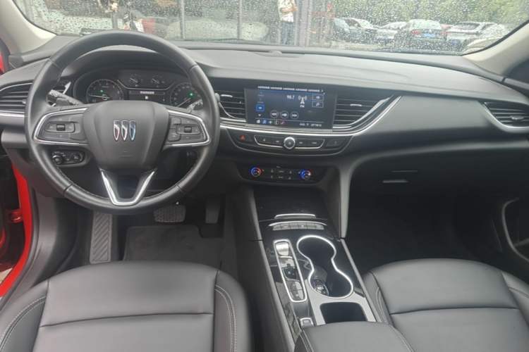Used Buick Regal 2023 552T Smart Enjoyment Version Center Console