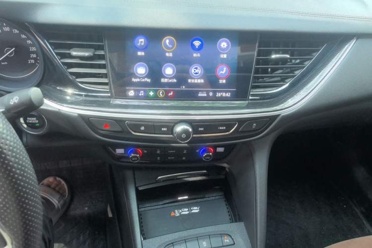 Used Buick Regal 2023 552T Smart Enjoyment Version Audio And AC Panel