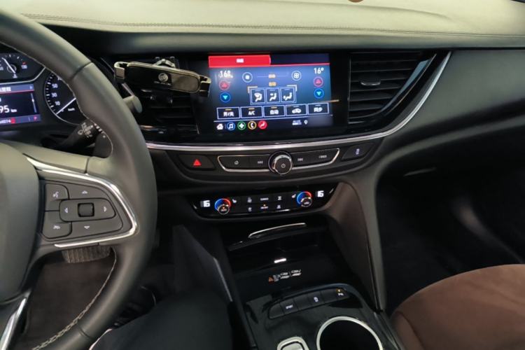 Used Buick Regal 2023 652T Smart Enjoyment Version Center Console
