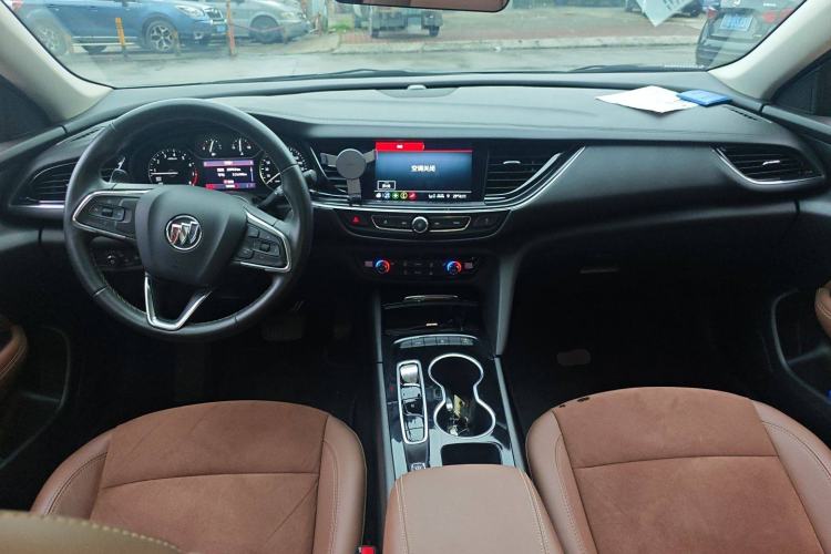 Used Buick Regal 2023 552T Smart Enjoyment Version Center Console