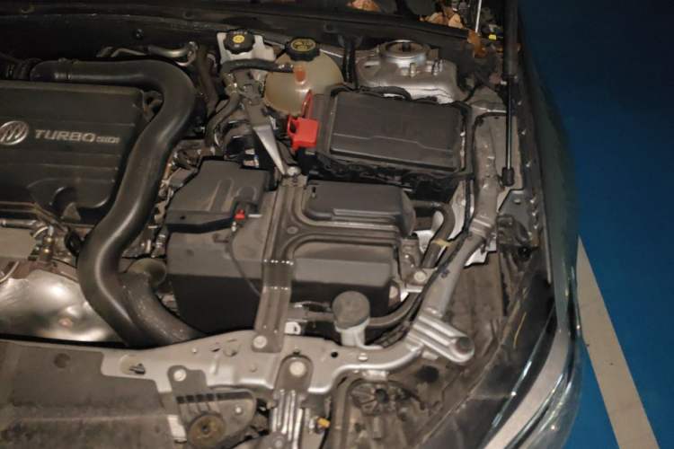 Used Buick Regal 2023 552T Smart Enjoyment Version Engine Bay Left
