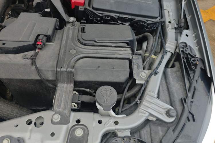 Used Buick Regal 2023 552T Smart Enjoyment Version Engine Bay Left
