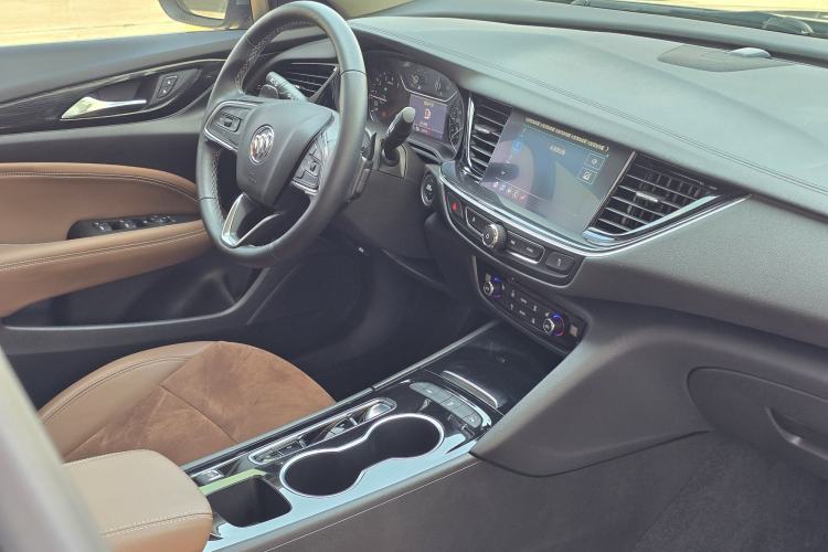 Used Buick Regal 2023 552T Smart Enjoyment Version Interior 4