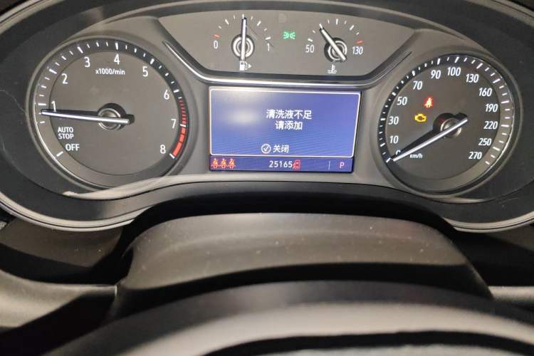 Used Buick Regal 2023 552T Smart Enjoyment Version Odometer Close Up