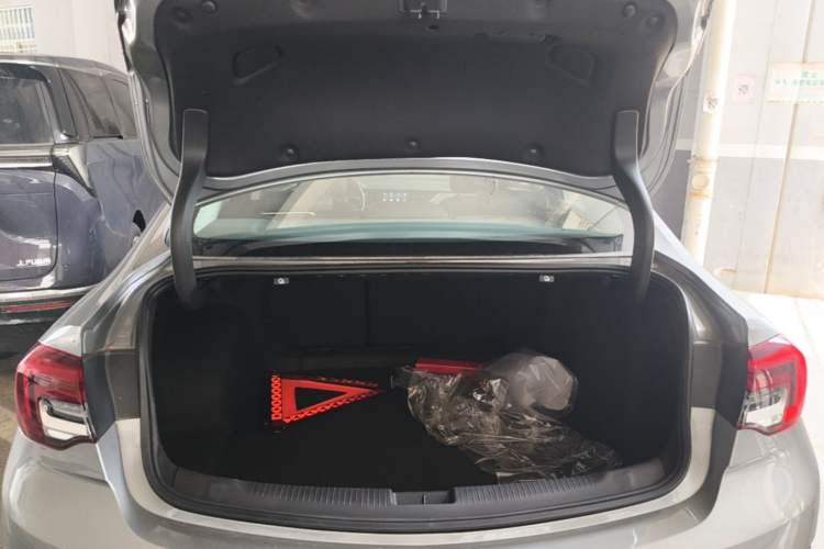 Used Buick Regal 2023 552T Smart Enjoyment Version Trunk