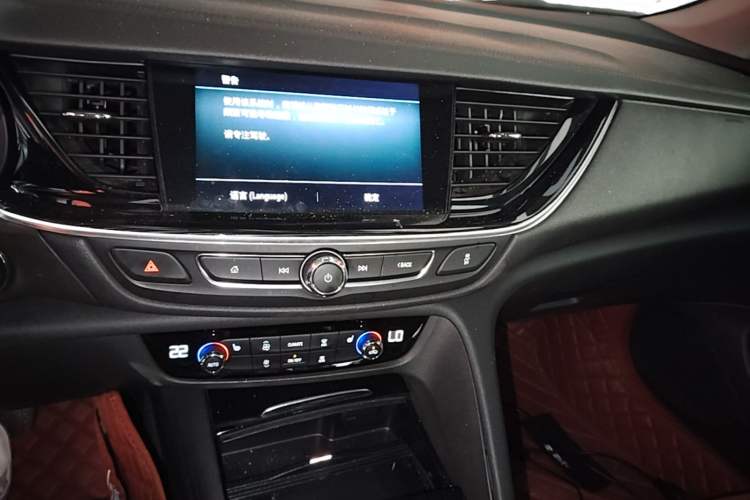 Used Buick Regal 2023 552T Smart Enjoyment Version Audio And AC Panel