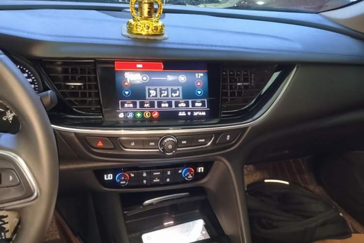Used Buick Regal 2023 552T Smart Enjoyment Version Audio And AC Panel