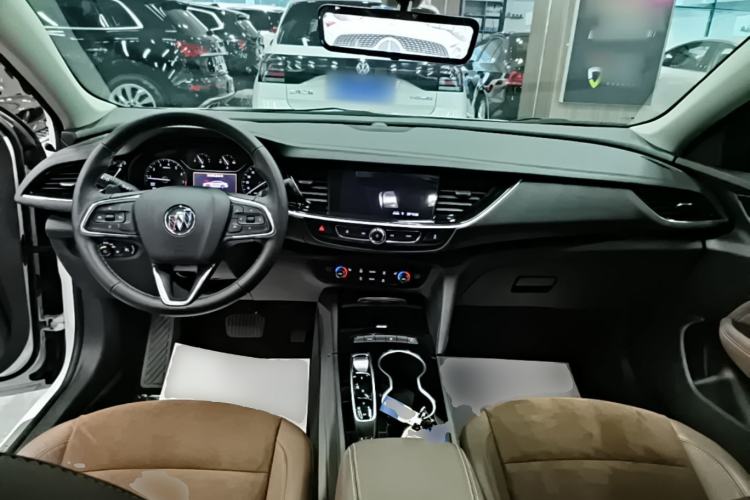 Used Buick Regal 2023 552T Smart Enjoyment Version Center Console