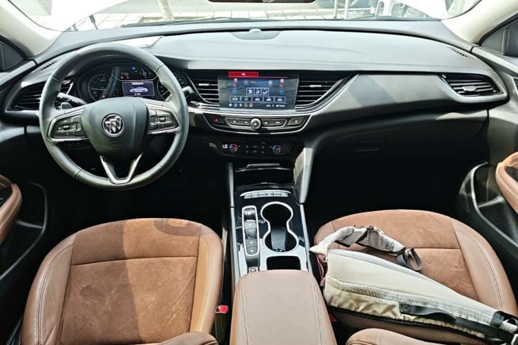 Used Buick Regal 2023 552T Smart Enjoyment Version Center Console