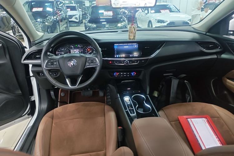 Used Buick Regal 2023 552T Smart Enjoyment Version Center Console
