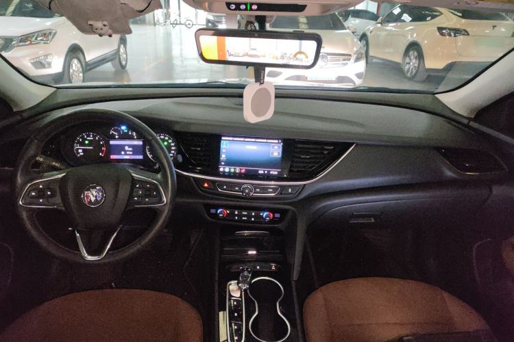 Used Buick Regal 2023 552T Smart Enjoyment Version Center Console