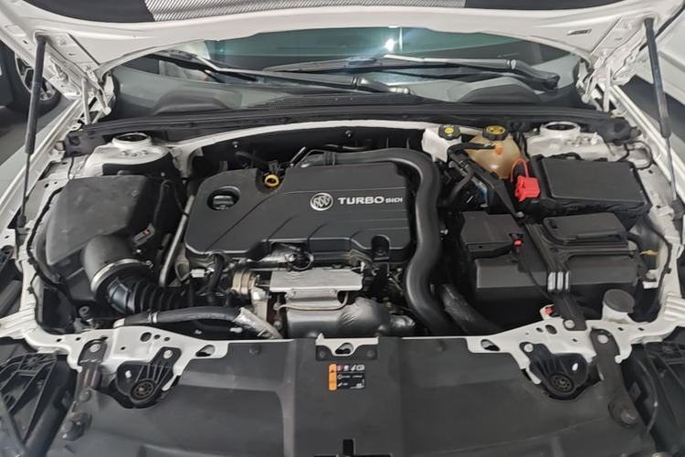 Used Buick Regal 2023 552T Smart Enjoyment Version Engine Bay