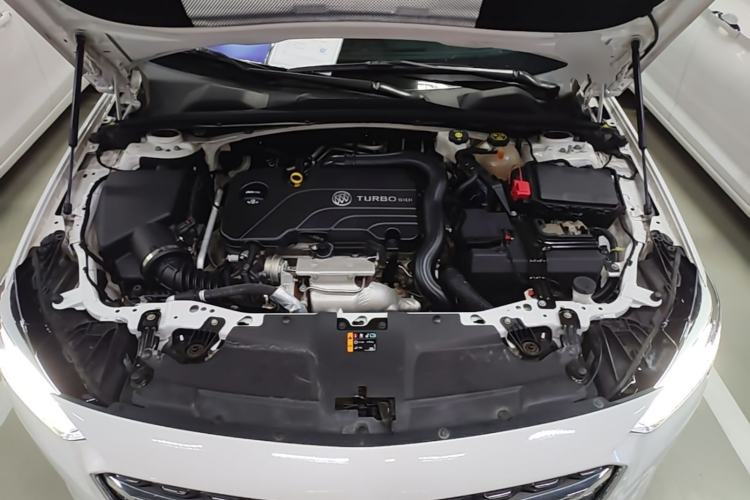 Used Buick Regal 2023 552T Smart Enjoyment Version Engine Bay