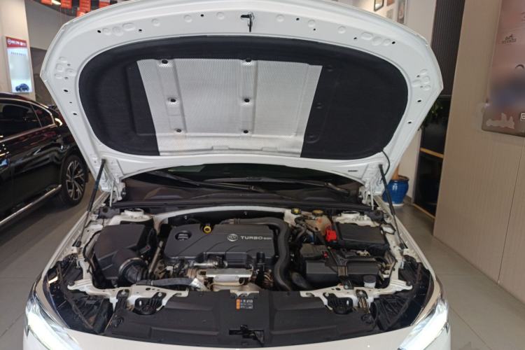 Used Buick Regal 2023 552T Smart Enjoyment Version Engine Bay