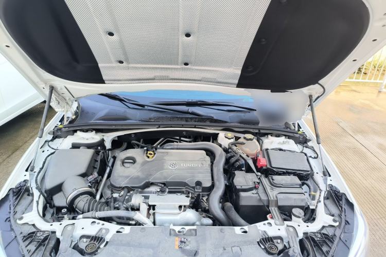 Used Buick Regal 2023 552T Smart Enjoyment Version Engine Bay