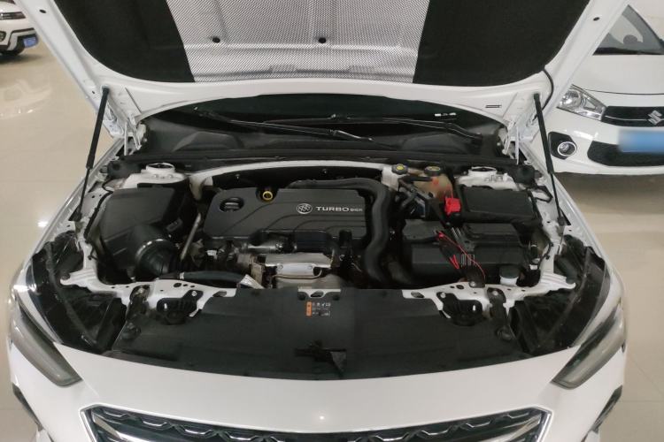 Used Buick Regal 2023 552T Smart Enjoyment Version Engine Bay