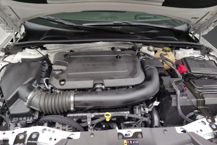 Used Buick Regal 2023 GS Prestige Model Engine Bay