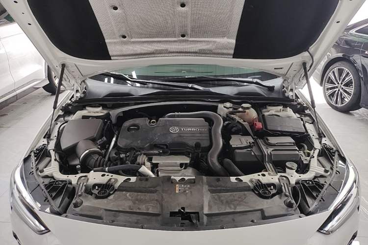 Used Buick Regal 2023 552T Smart Enjoyment Version Engine Bay