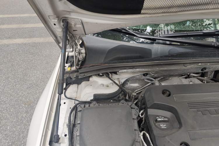Used Buick Regal 2023 GS Prestige Model Engine Bay Right