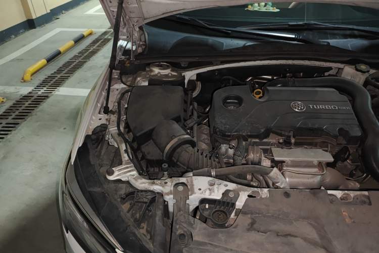 Used Buick Regal 2023 552T Smart Enjoyment Version Engine Bay Right