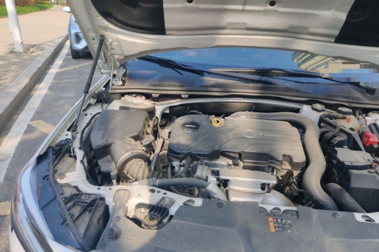 Used Buick Regal 2023 552T Smart Enjoyment Version Engine Bay Right