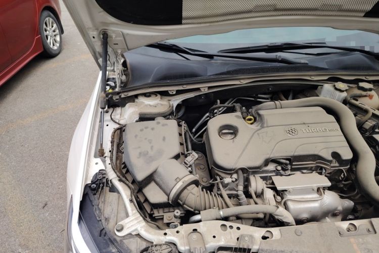 Used Buick Regal 2023 552T Smart Enjoyment Version Engine Bay Right