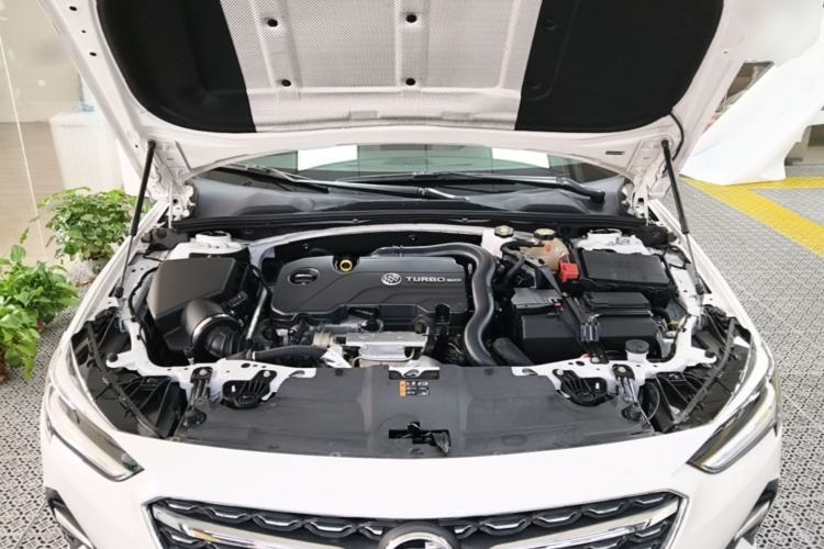 Used Buick Regal 2023 552T Smart Enjoyment Version Engine Bay