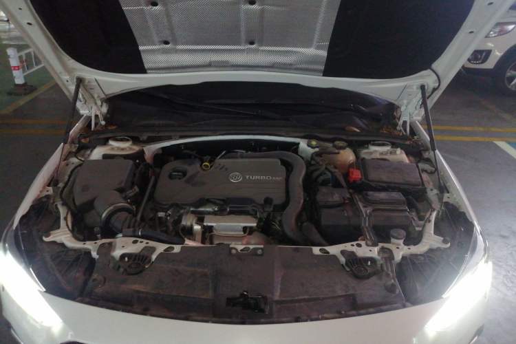 Used Buick Regal 2023 552T Smart Enjoyment Version Engine Bay