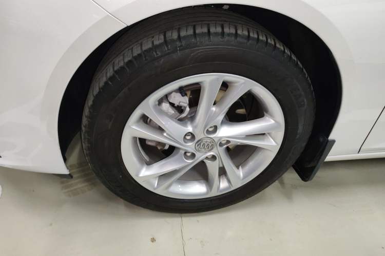 Used Buick Regal 2023 552T Smart Enjoyment Version Left Front Wheel Hub