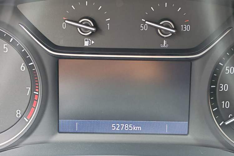 Used Buick Regal 2023 552T Smart Enjoyment Version Odometer Close Up