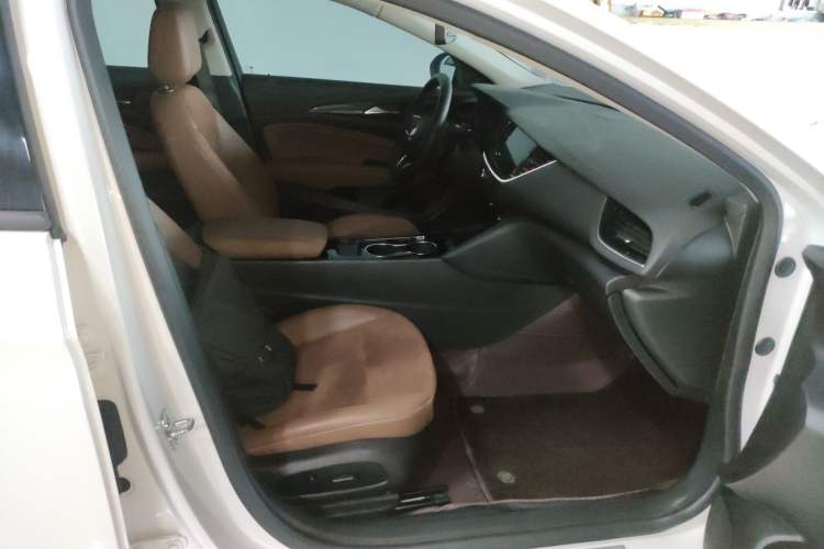 Used Buick Regal 2023 552T Smart Enjoyment Version Right Front Seat